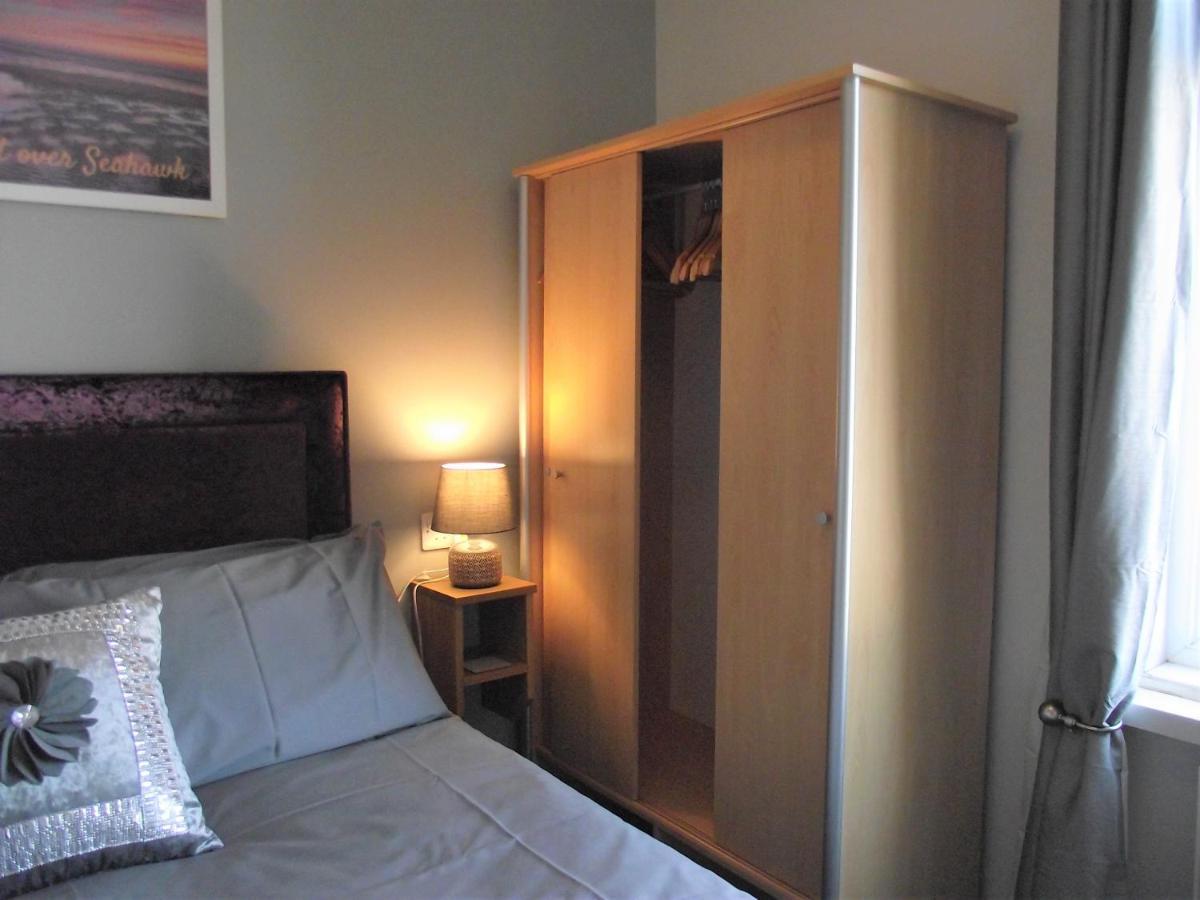 Seahawk Holiday Apartments Клівліс Екстер'єр фото