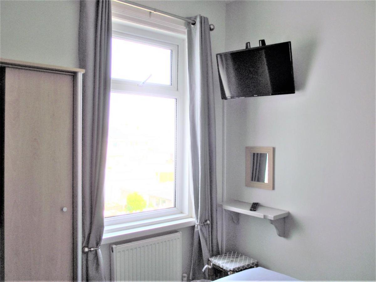 Seahawk Holiday Apartments Клівліс Екстер'єр фото