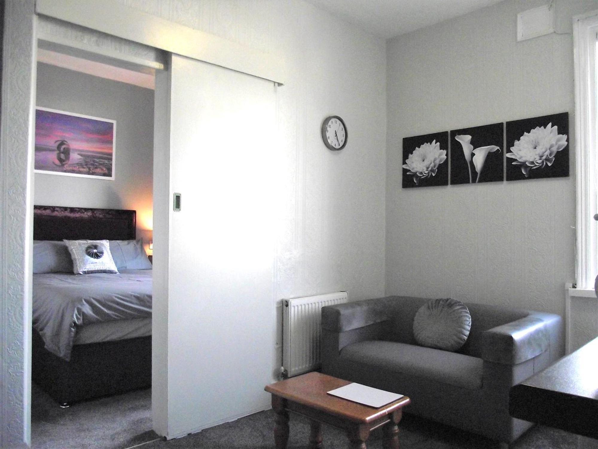 Seahawk Holiday Apartments Клівліс Екстер'єр фото