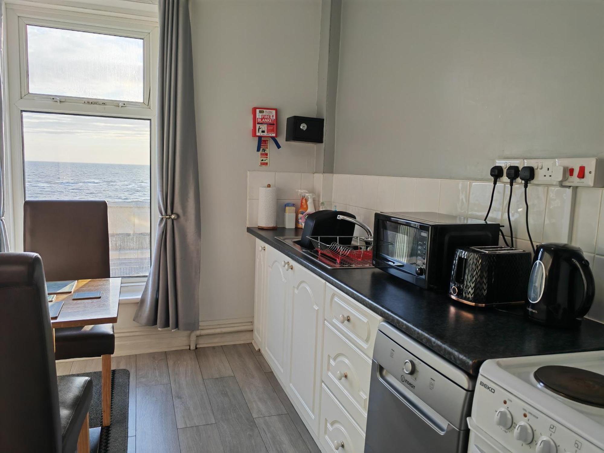 Seahawk Holiday Apartments Клівліс Екстер'єр фото