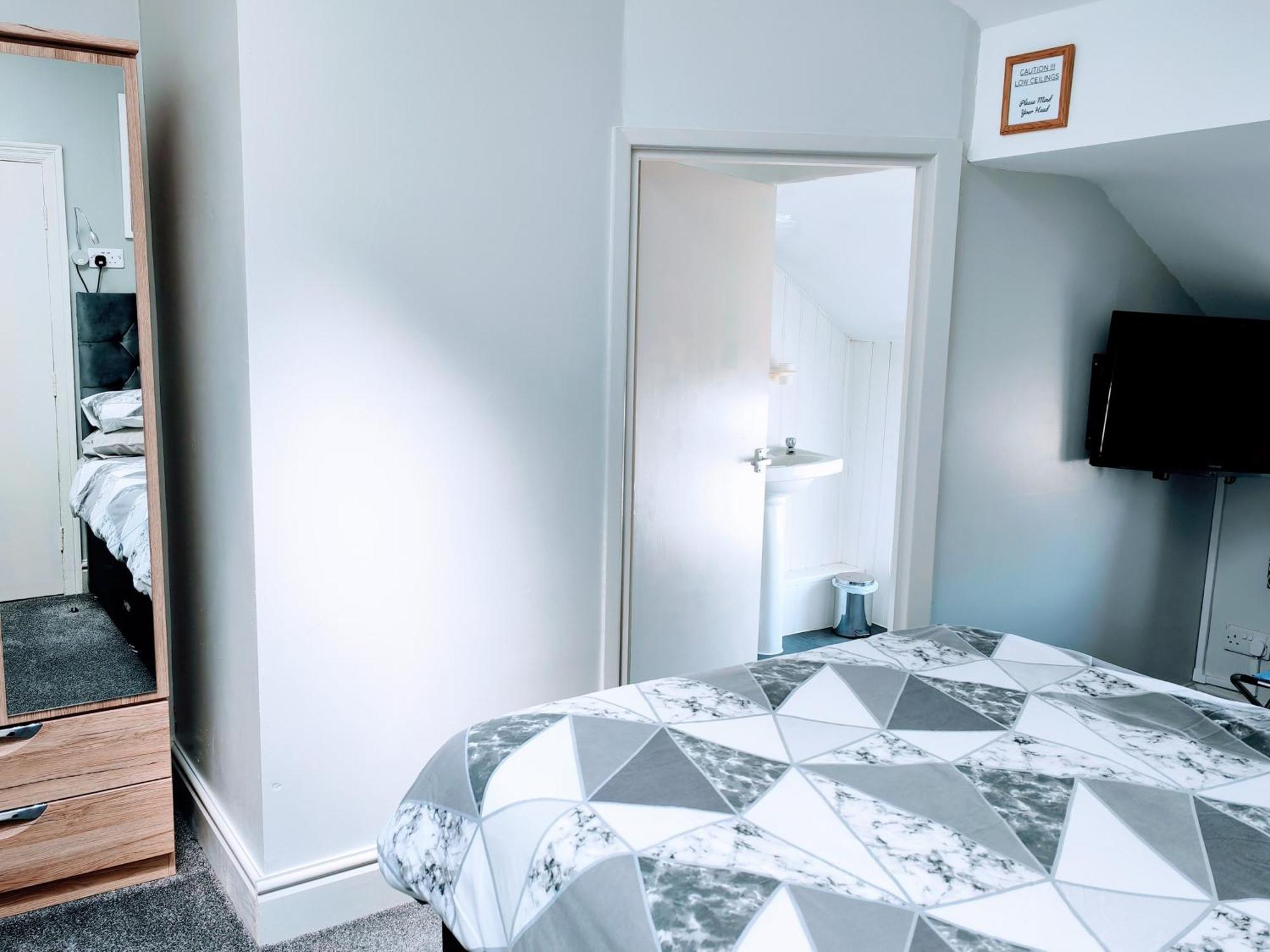 Seahawk Holiday Apartments Клівліс Екстер'єр фото